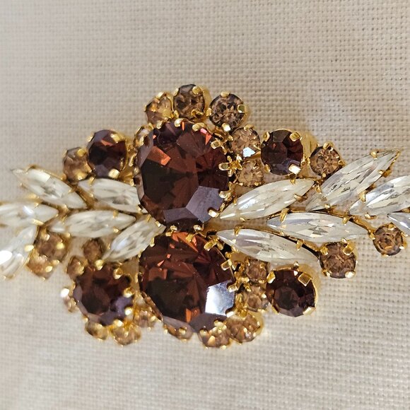 Austrian Crystal Broach - Picture 1 of 4